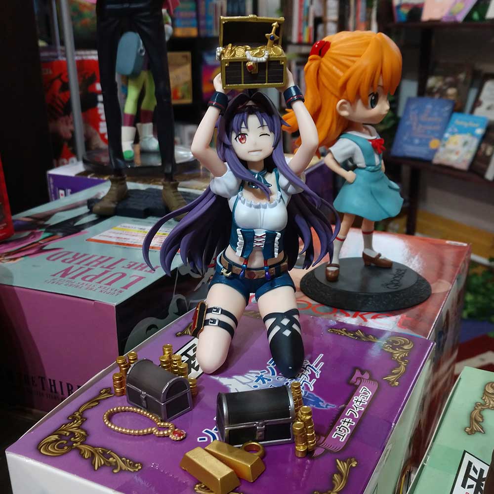Figurines